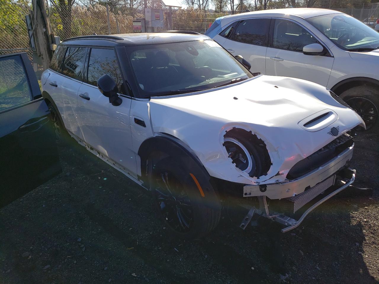 2023 MINI COOPER S CLUBMAN VIN:WMWLV7C06P2T93369