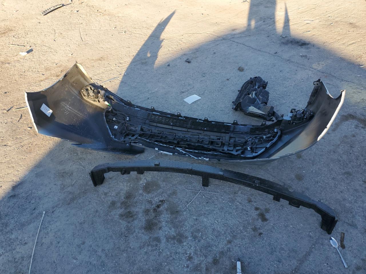 2023 TOYOTA SIENNA XLE VIN:5TDYRKECXPS142435