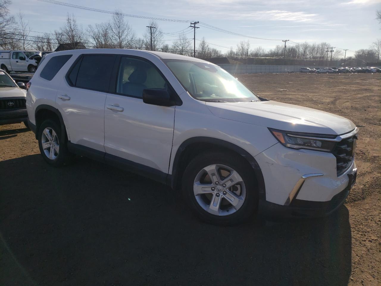 2023 HONDA PILOT LX VIN:5FNYG1H25PB021982