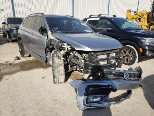 2021 VOLKSWAGEN TIGUAN SE VIN: 3VV2B7AX6MM104178