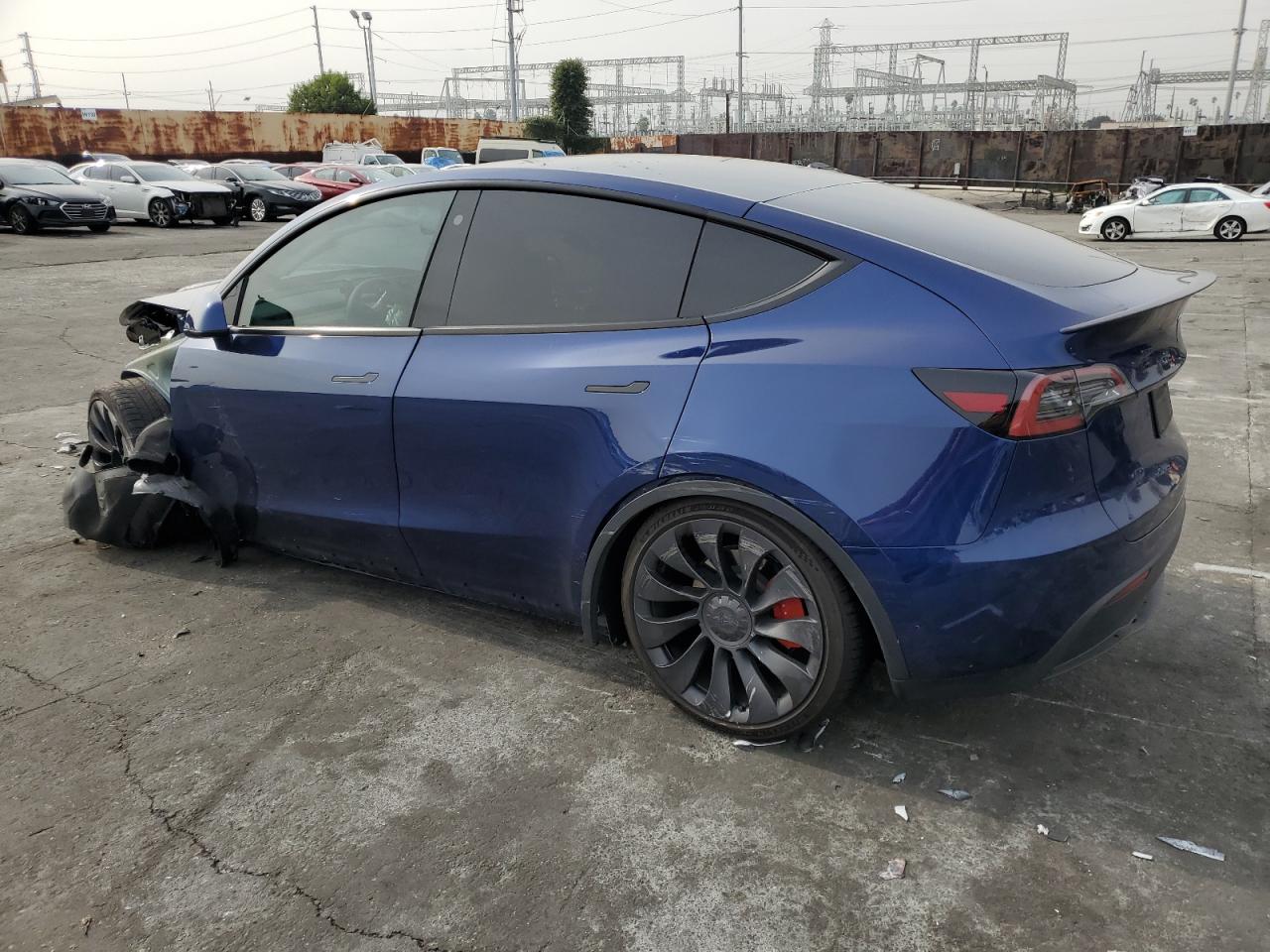 2023 TESLA MODEL Y  VIN:7SAYGDEFXPF702411