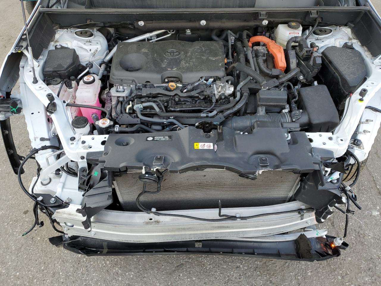 2022 TOYOTA RAV4 XLE VIN:2T3RWRFV2NW138090