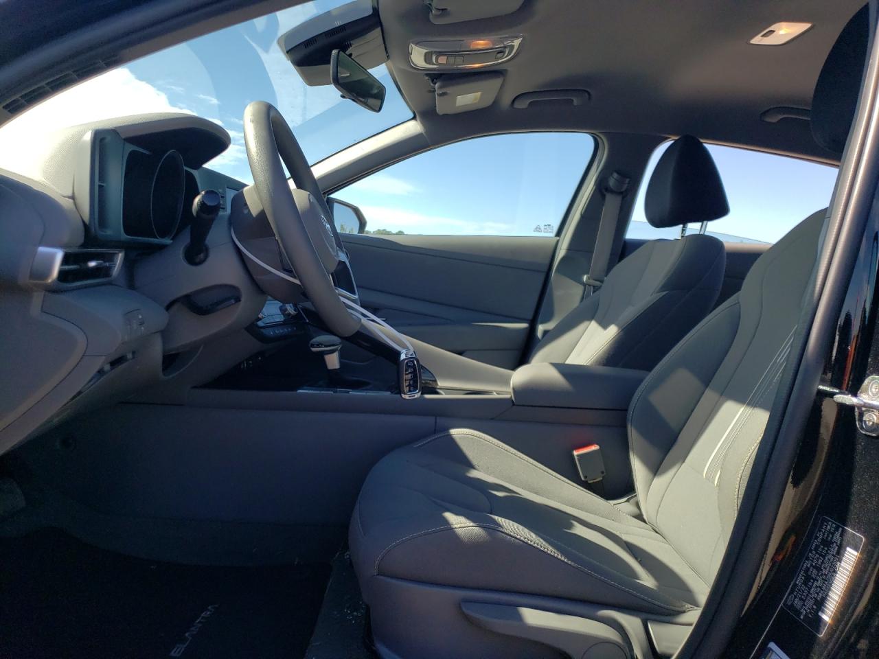 2022 HYUNDAI ELANTRA BLUE VIN:KMHLM4AJ5NU023091