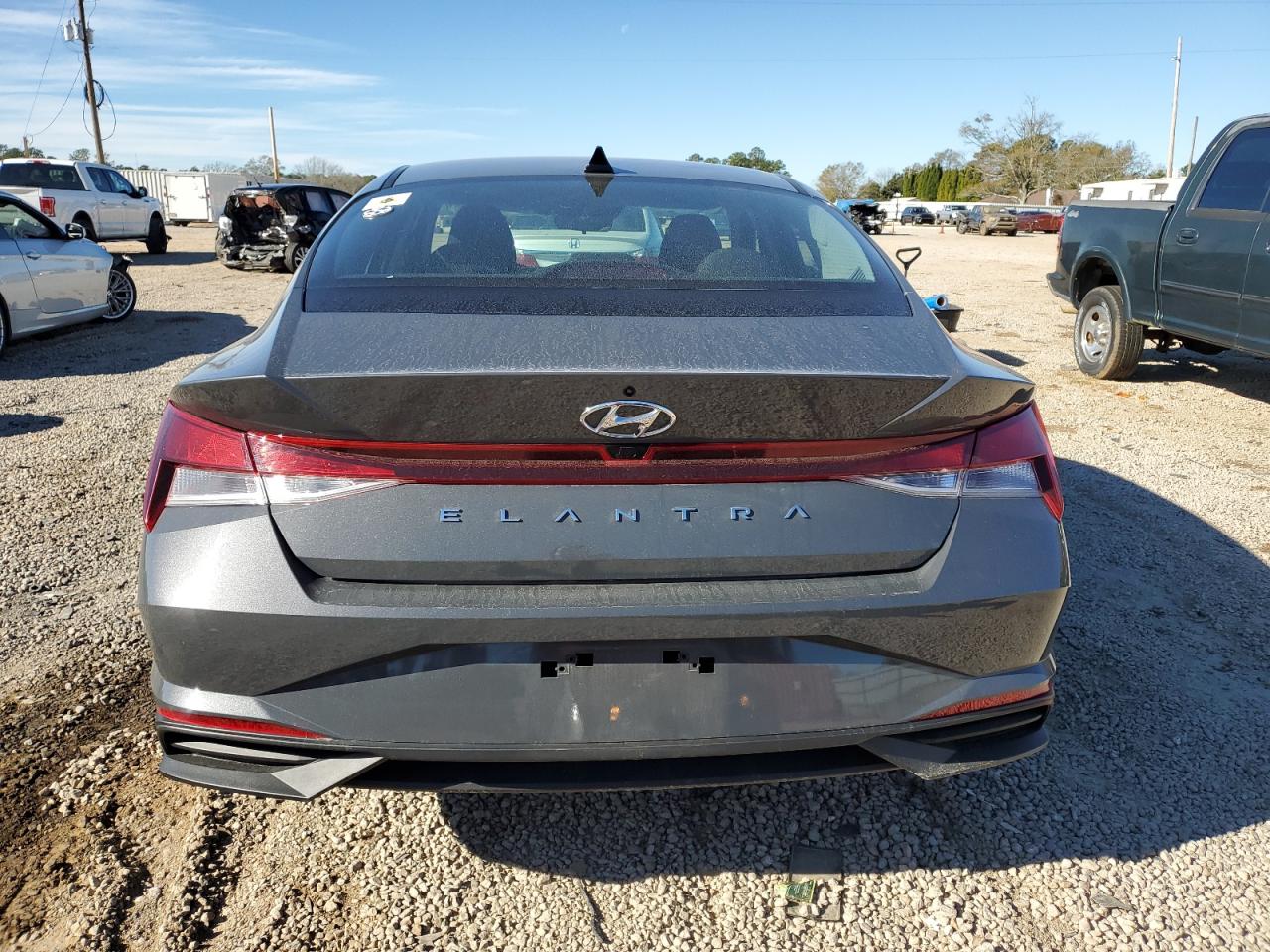 2023 HYUNDAI ELANTRA SEL VIN:KMHLM4AG7PU584481