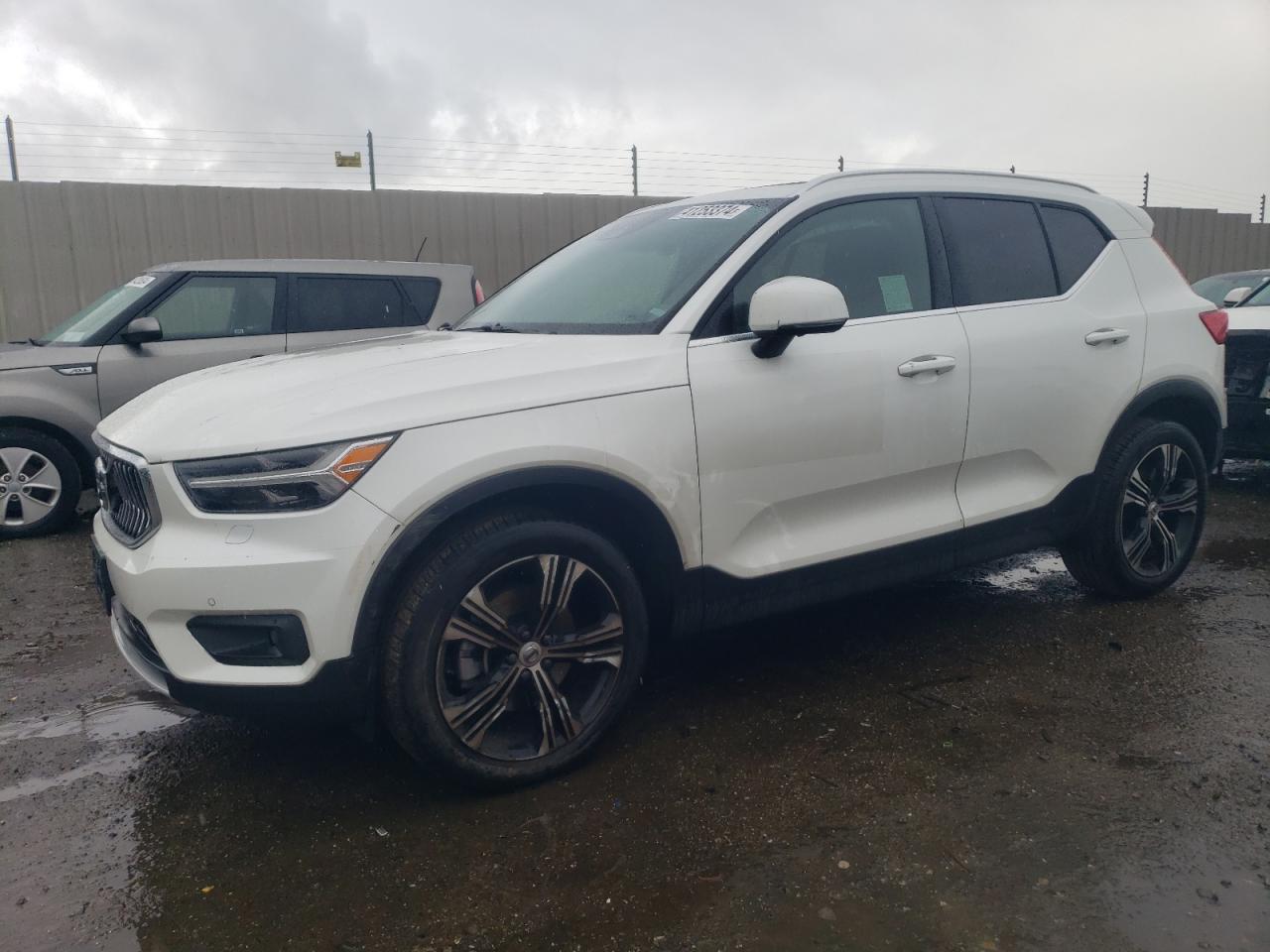 2022 VOLVO XC40 T5 INSCRIPTION VIN:YV4162UL4N2789698