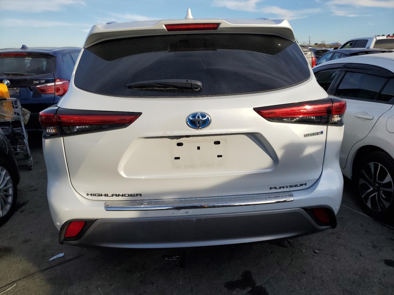 2022 TOYOTA HIGHLANDER HYBRID PLATINUM VIN:5TDEBRCH1NS075333