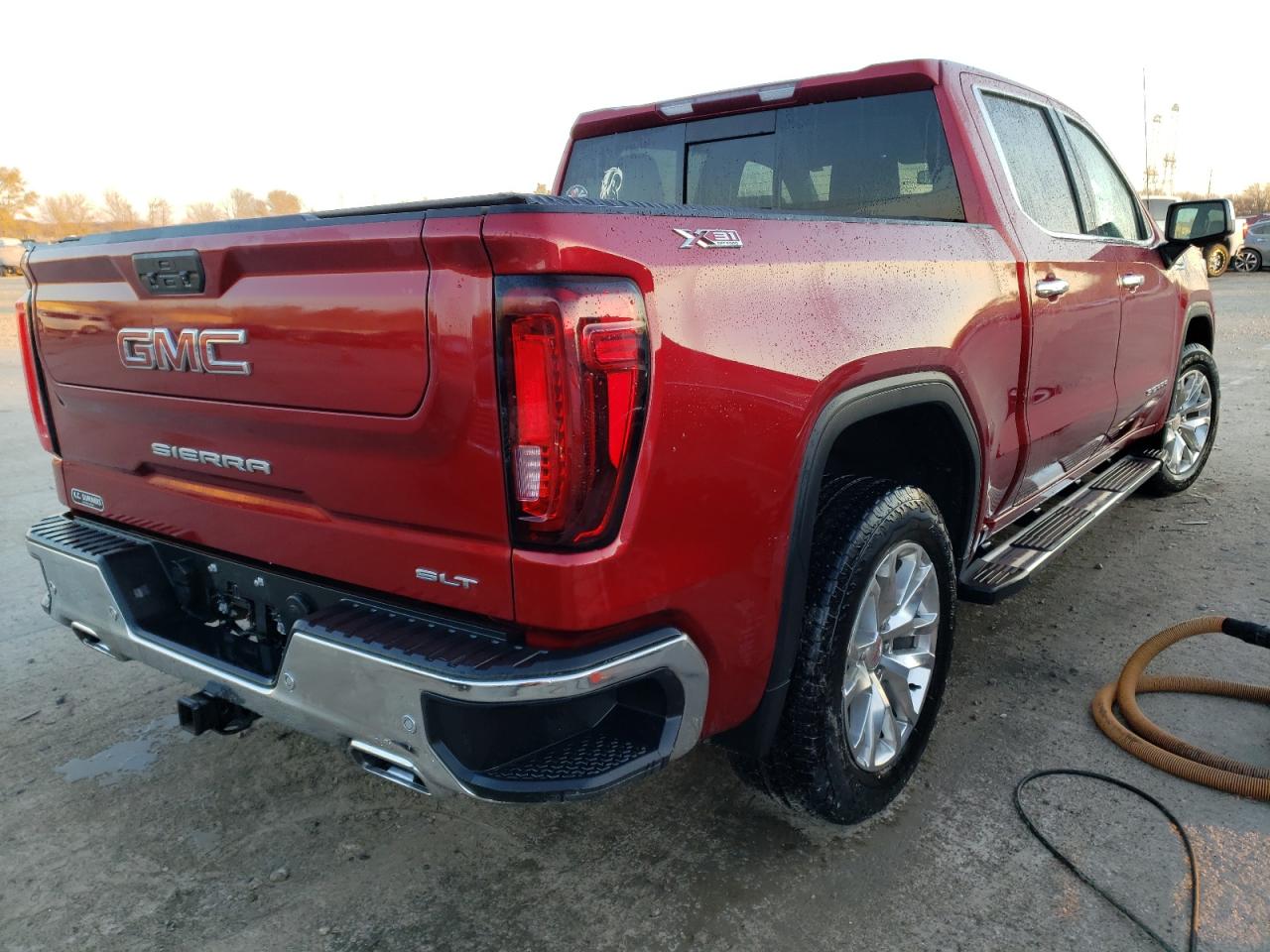 2022 GMC SIERRA LIMITED K1500 SLT VIN:3GTU9DET6NG171193