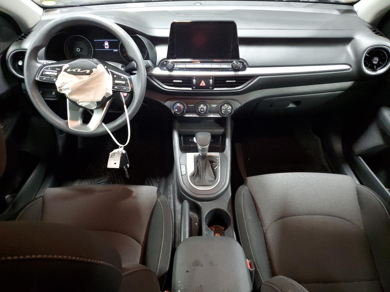 2022 KIA FORTE FE VIN:3KPF24ADXNE467583