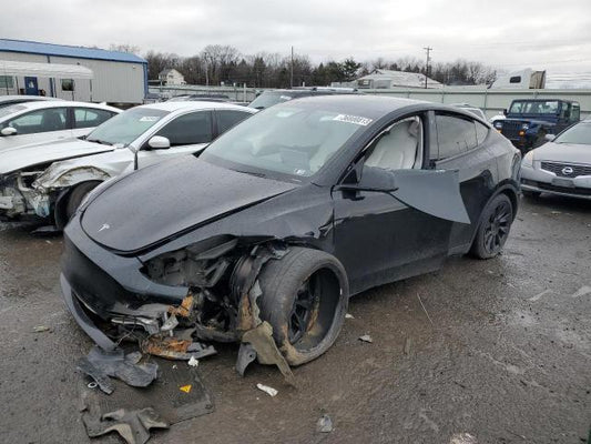 2021 TESLA MODEL Y VIN: 5YJYGDEE0MF069157