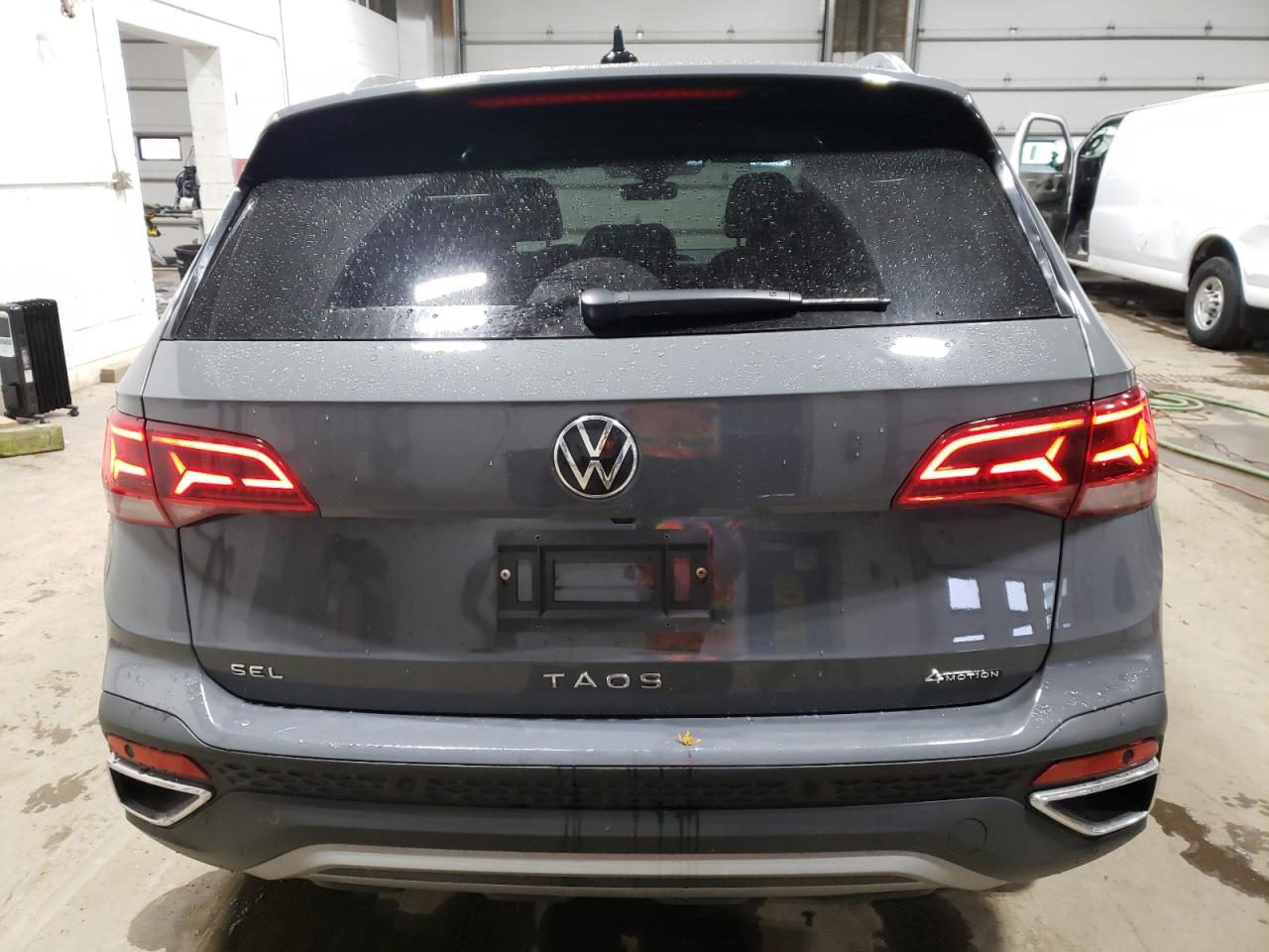 2022 VOLKSWAGEN TAOS SEL VIN:3VV2X7B24NM020527