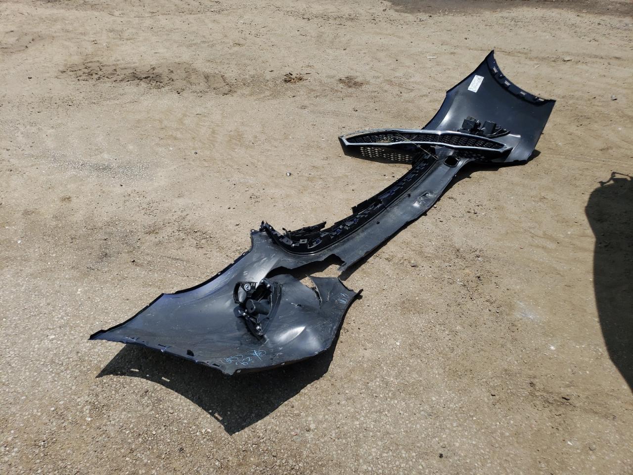 2022 TOYOTA HIGHLANDER XLE VIN:5TDGZRAHXNS132152