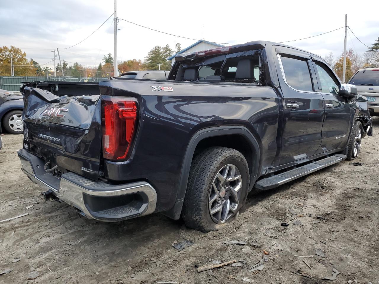 2022 GMC SIERRA K1500 SLT VIN:3GTUUDEDXNG610127