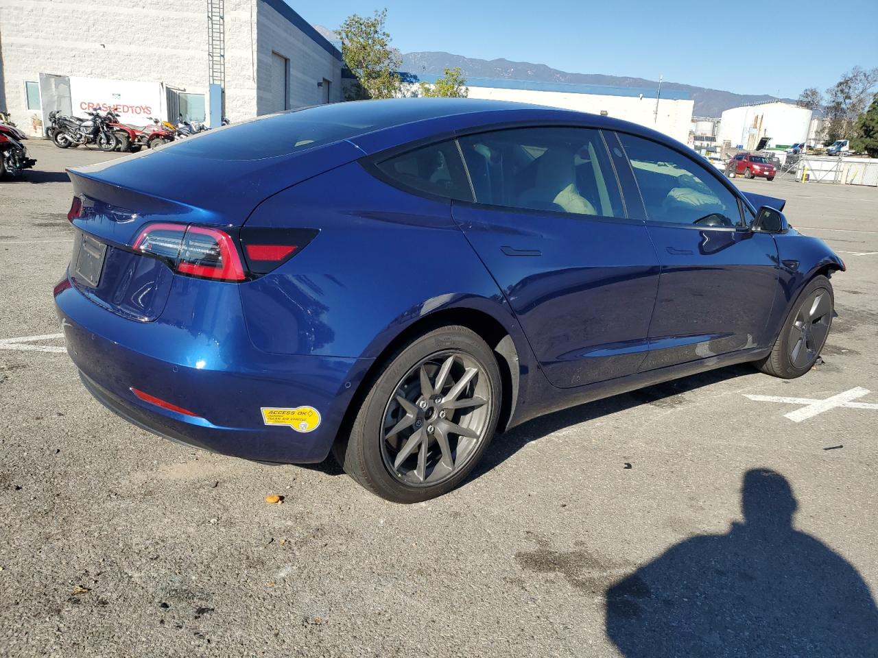 2022 TESLA MODEL 3  VIN:5YJ3E1EA2NF135429