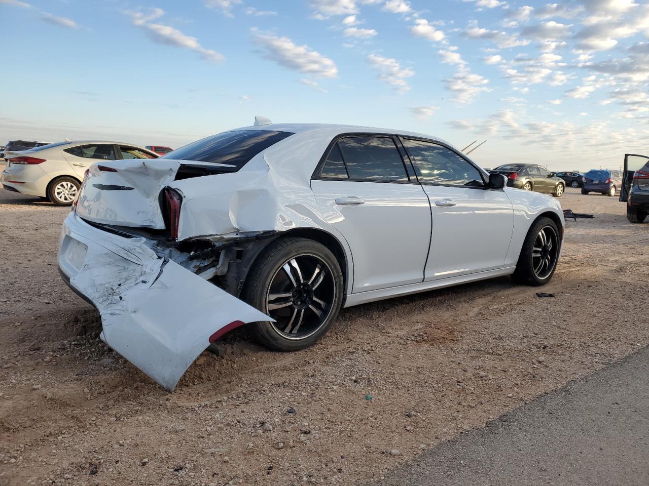 2022 CHRYSLER 300 TOURING L VIN:2C3CCADG0NH139716