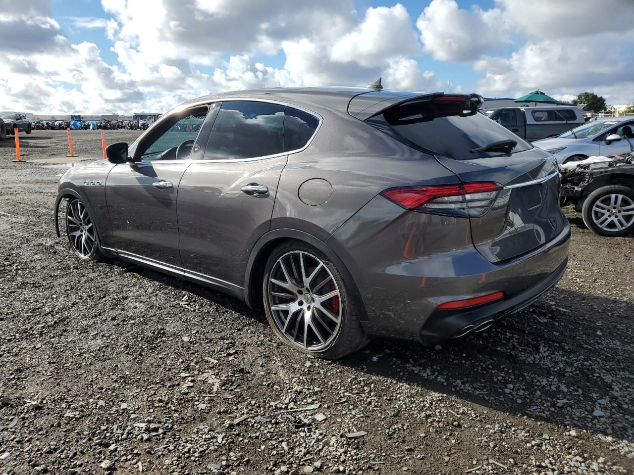 2022 MASERATI LEVANTE MODENA VIN:ZN661YUM7NX388487