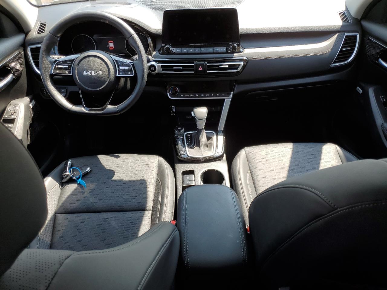 2022 KIA SELTOS SX VIN:KNDETCA28N7283860