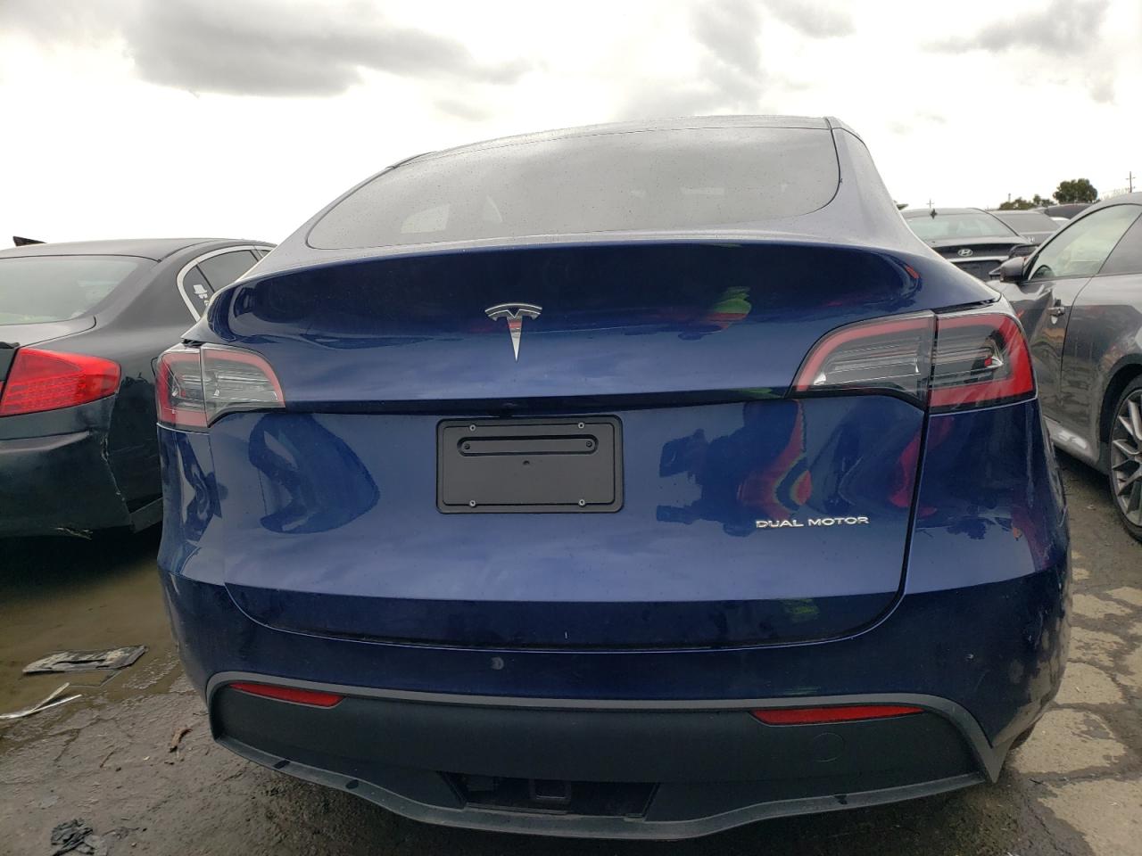 2023 TESLA MODEL Y  VIN:7SAYGDEE8PF711809