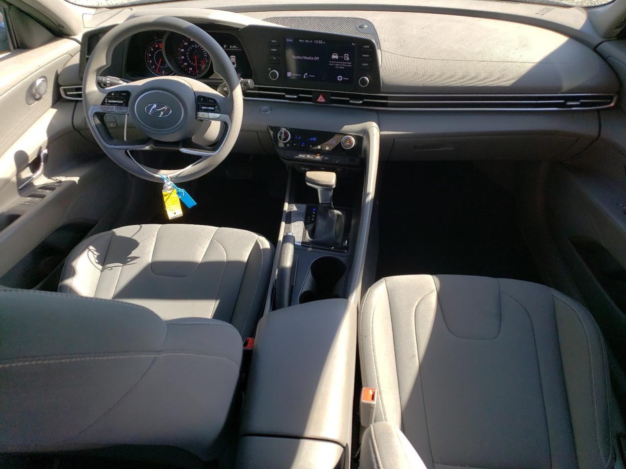2022 HYUNDAI ELANTRA SEL VIN:5NPLM4AG5NH078742