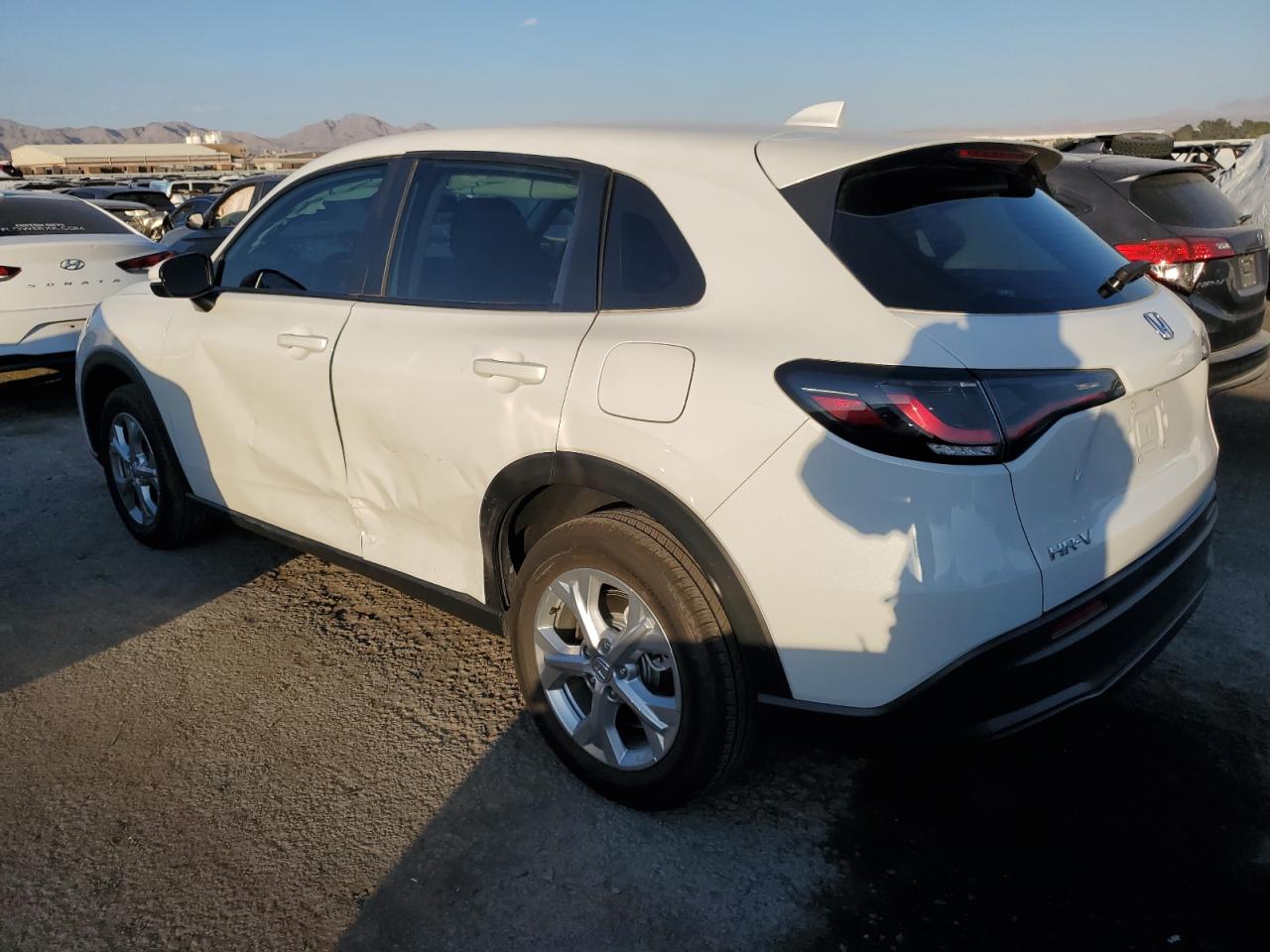 2024 HONDA HR-V LX VIN:3CZRZ1H33RM706076