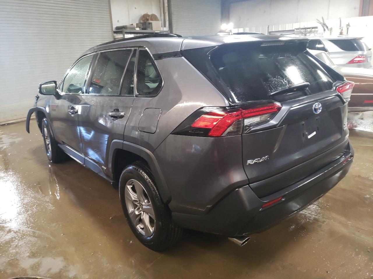 2022 TOYOTA RAV4 XLE VIN:4T3RWRFV3NU066011