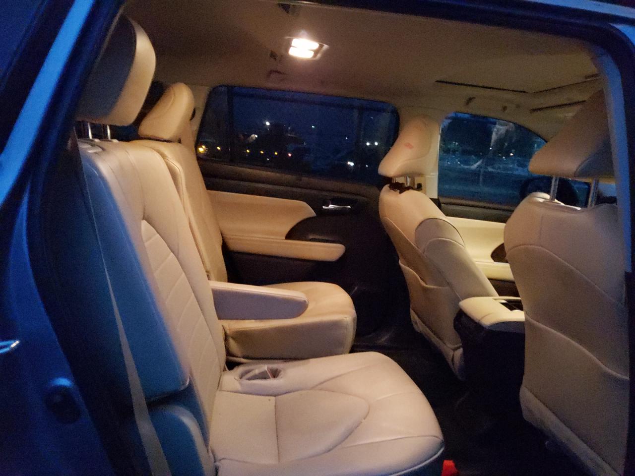 2022 TOYOTA HIGHLANDER XLE VIN:5TDGZRBHXNS199395