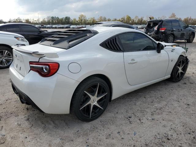 2020 TOYOTA 86 GT VIN: JF1ZNAE17L8752113