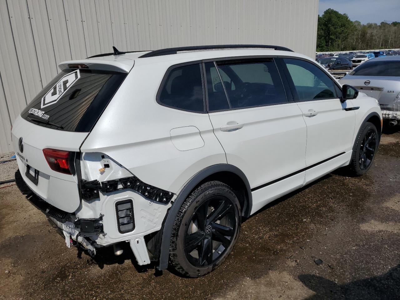 2023 VOLKSWAGEN TIGUAN SE R-LINE BLACK VIN:3VVCB7AX1PM076105