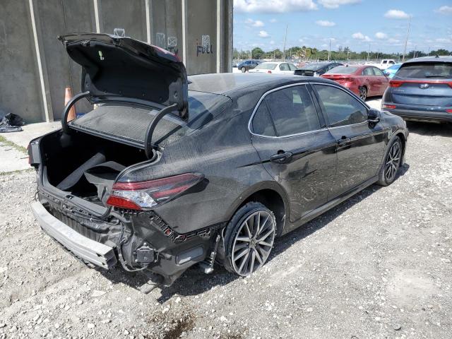 2021 TOYOTA CAMRY XLE VIN: 4T1F11AK6MU572276