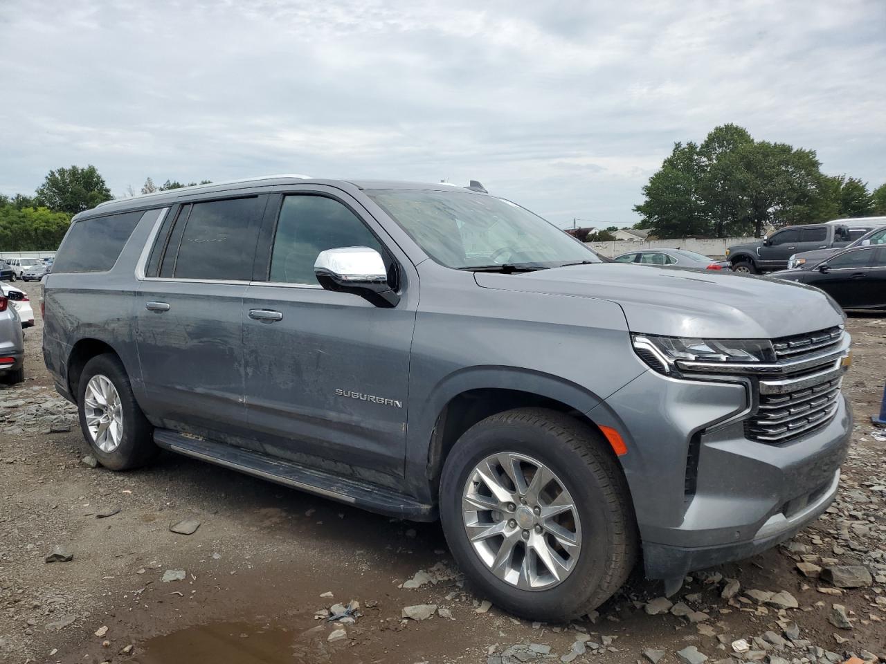 2022 CHEVROLET SUBURBAN C1500 PREMIER VIN:1GNSCFKD6NR158050