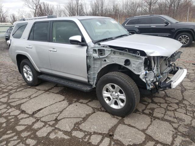 2021 TOYOTA 4RUNNER SR5/SR5 PREMIUM VIN: JTEMU5JR0M5927911