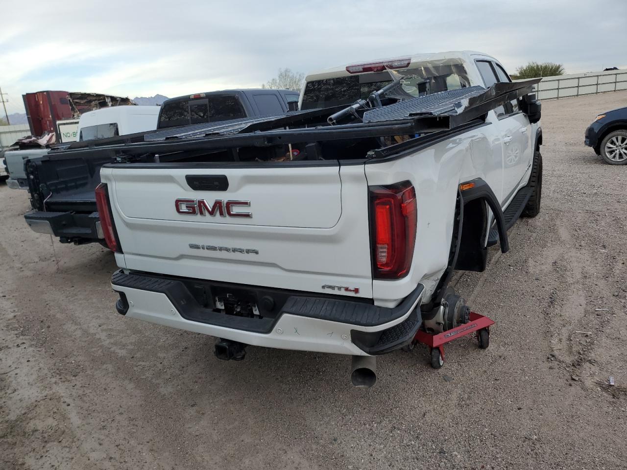 2022 GMC SIERRA K2500 AT4 VIN:1GT49PEY1NF299758