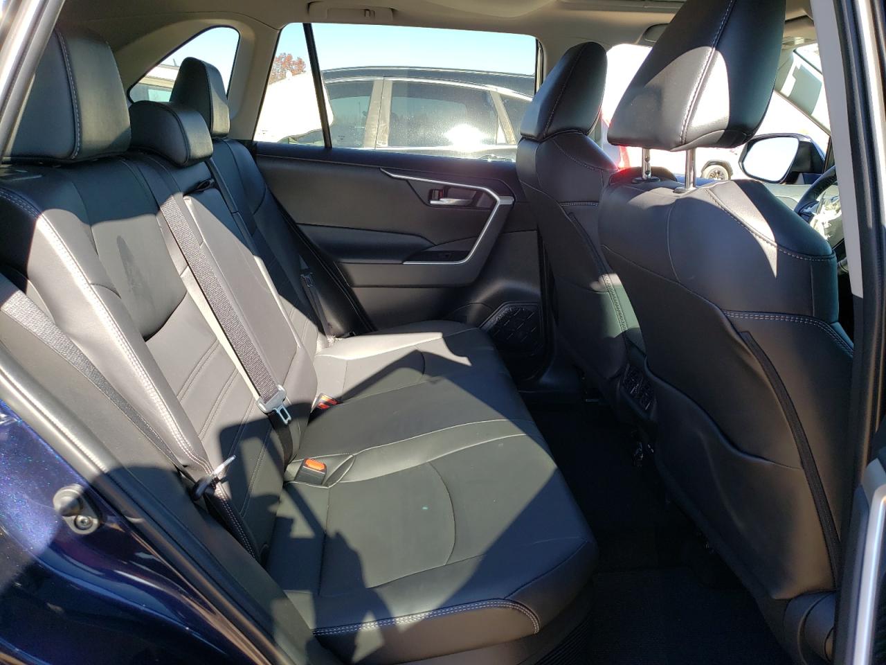 2022 TOYOTA RAV4 XLE PREMIUM VIN:4T3B6RFV8NU088927