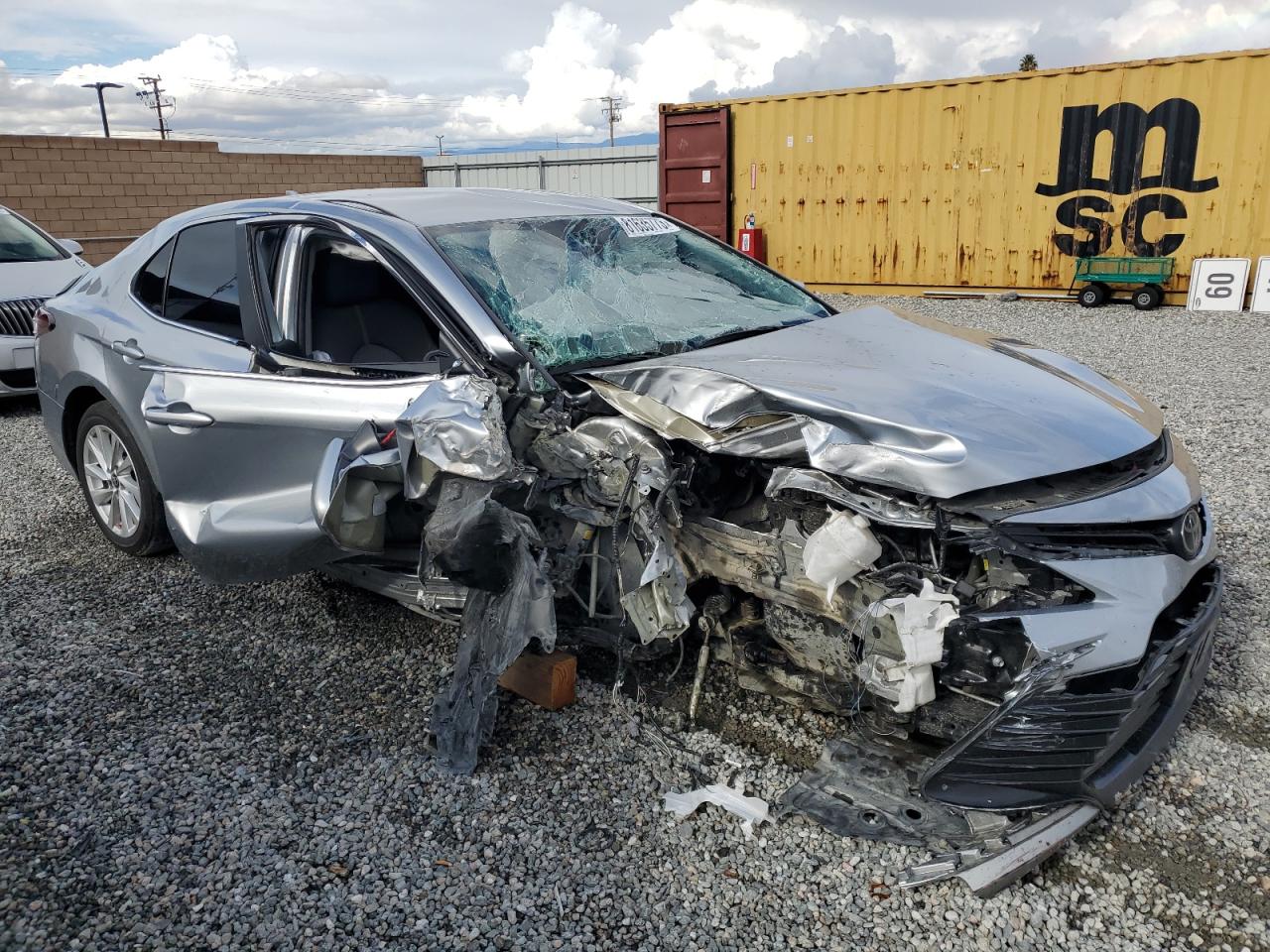 2022 TOYOTA CAMRY LE VIN:4T1C11AK3NU693058