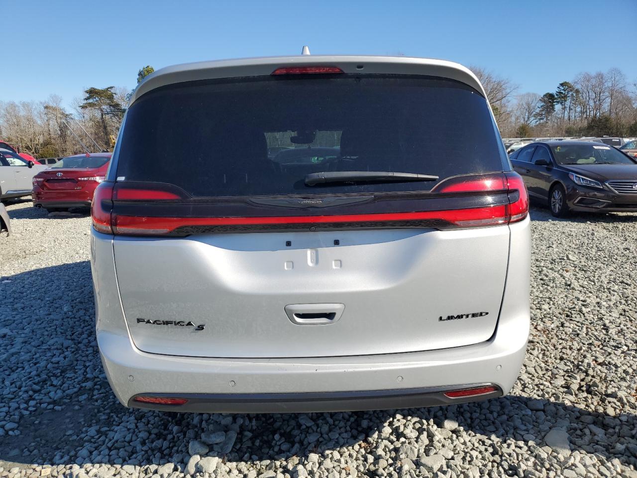 2022 CHRYSLER PACIFICA LIMITED VIN:2C4RC1GG1NR187057