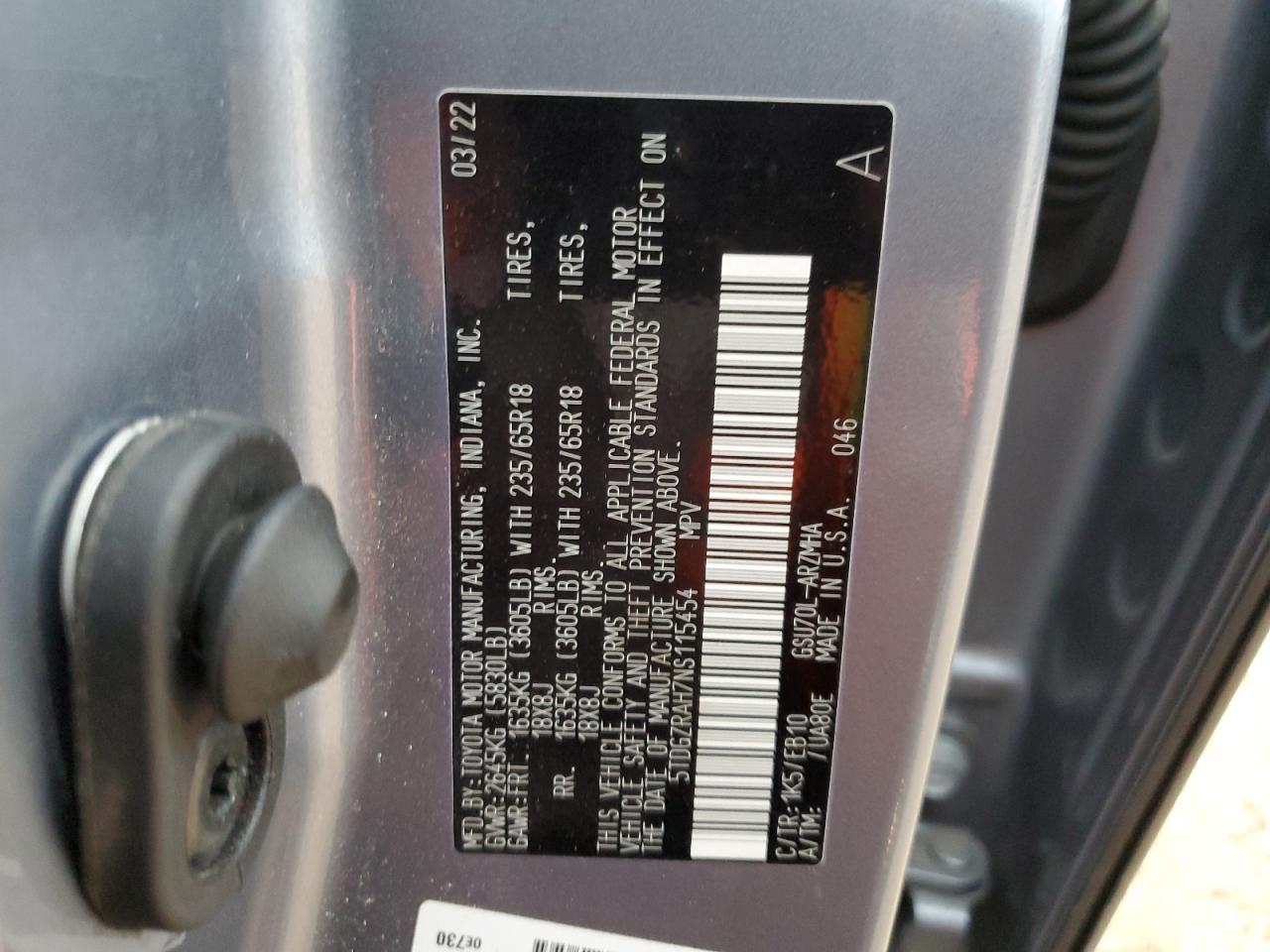 2022 TOYOTA HIGHLANDER XLE VIN:5TDGZRAH7NS115454