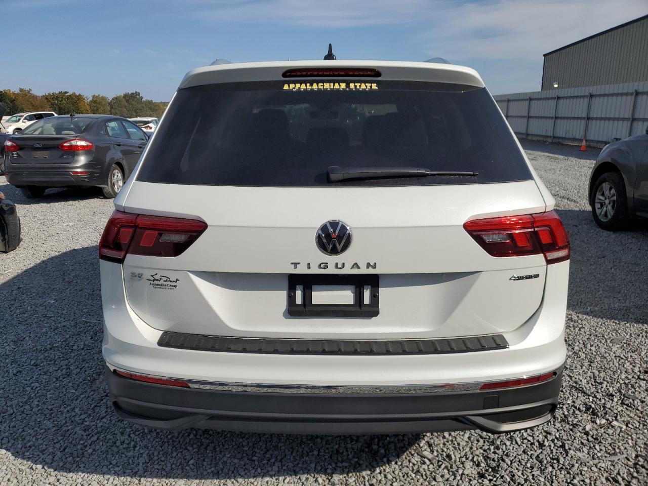 2023 VOLKSWAGEN TIGUAN SE VIN:3VVMB7AX0PM103413