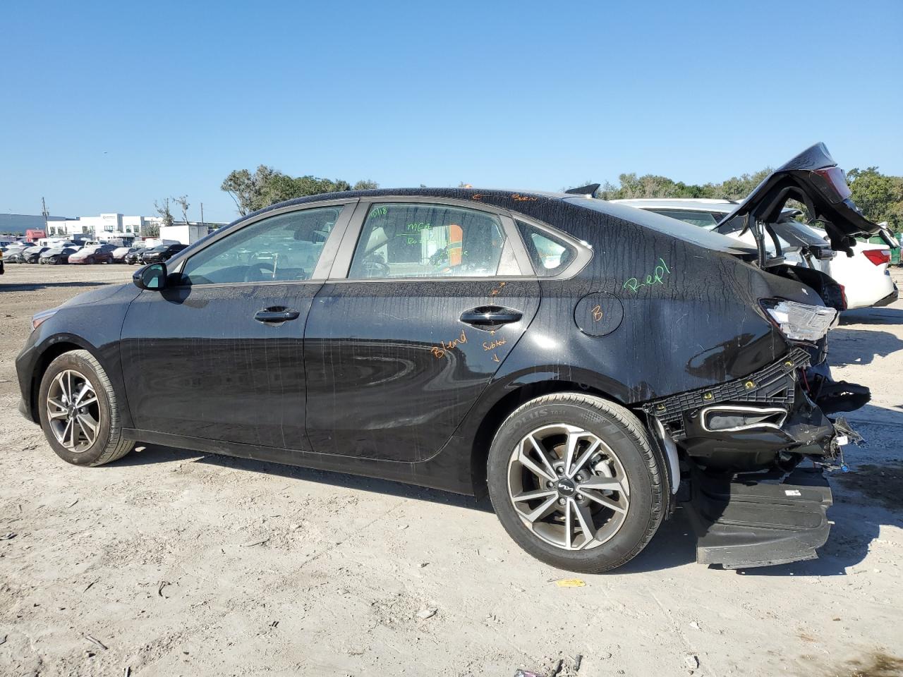 2023 KIA FORTE LX VIN:3KPF24AD0PE641082