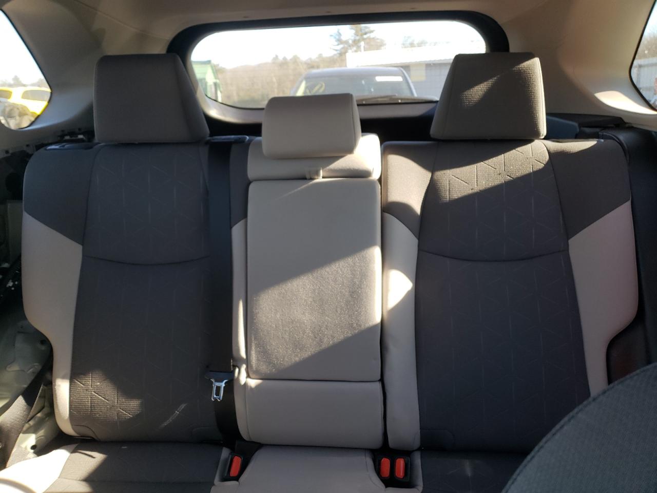 2022 TOYOTA RAV4 XLE VIN:2T3P1RFV0NW295591