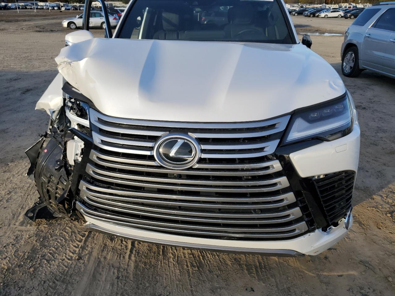 2023 LEXUS LX 600 ULTRA LUXURY VIN:JTJLBACX4P4028180