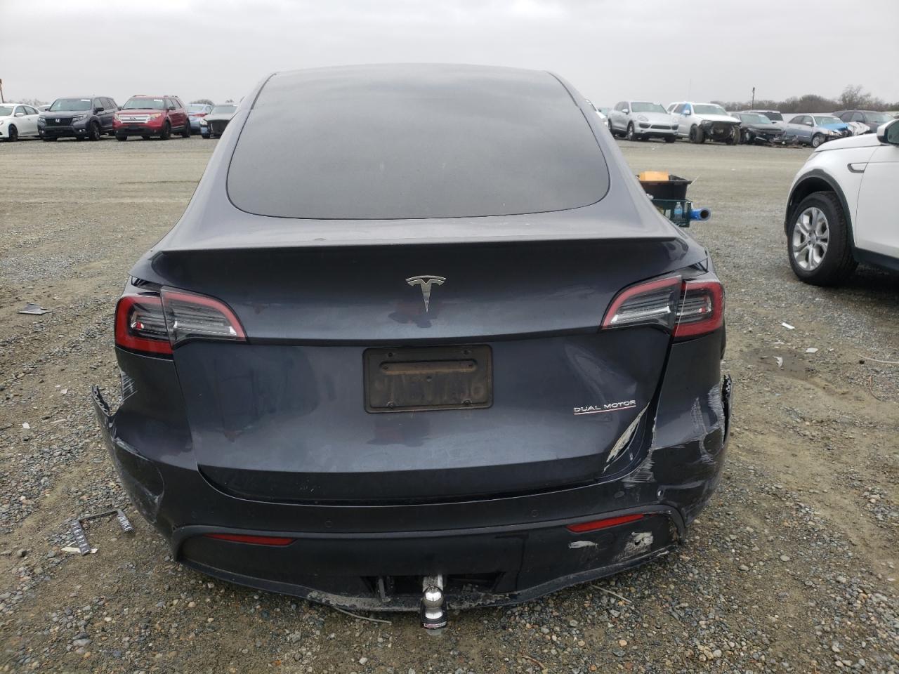 2022 TESLA MODEL Y  VIN:7SAYGDEF0NF382318