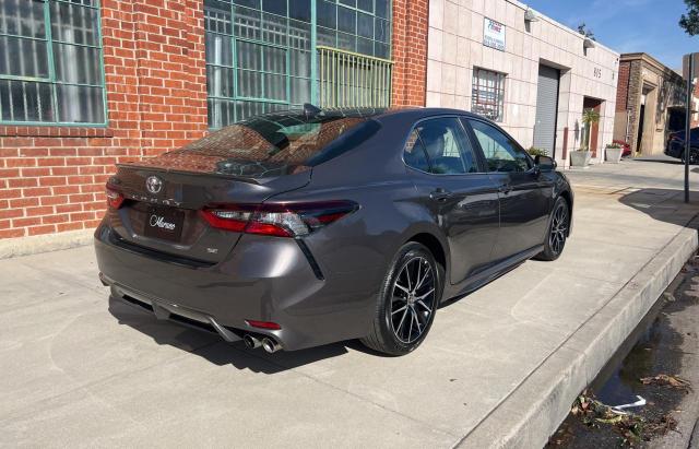 2021 TOYOTA CAMRY SE VIN: 4T1T11AK0MU562510