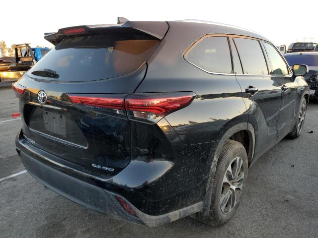 2021 TOYOTA HIGHLANDER XLE VIN: 5TDGZRBH1MS547387