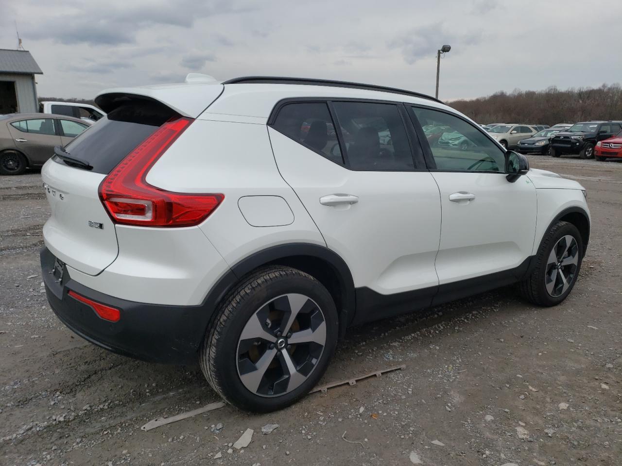 2023 VOLVO XC40 PLUS VIN:YV4L12UW0P2951007