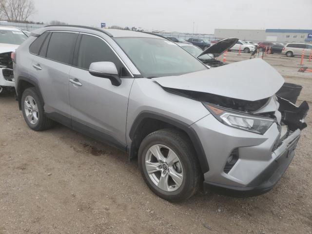 2021 TOYOTA RAV4 XLE VIN: 2T3P1RFV2MC226871