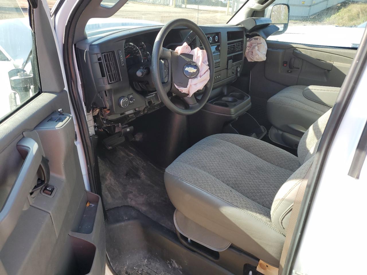 2022 CHEVROLET EXPRESS G2500  VIN:1GCWGAFP7N1175587