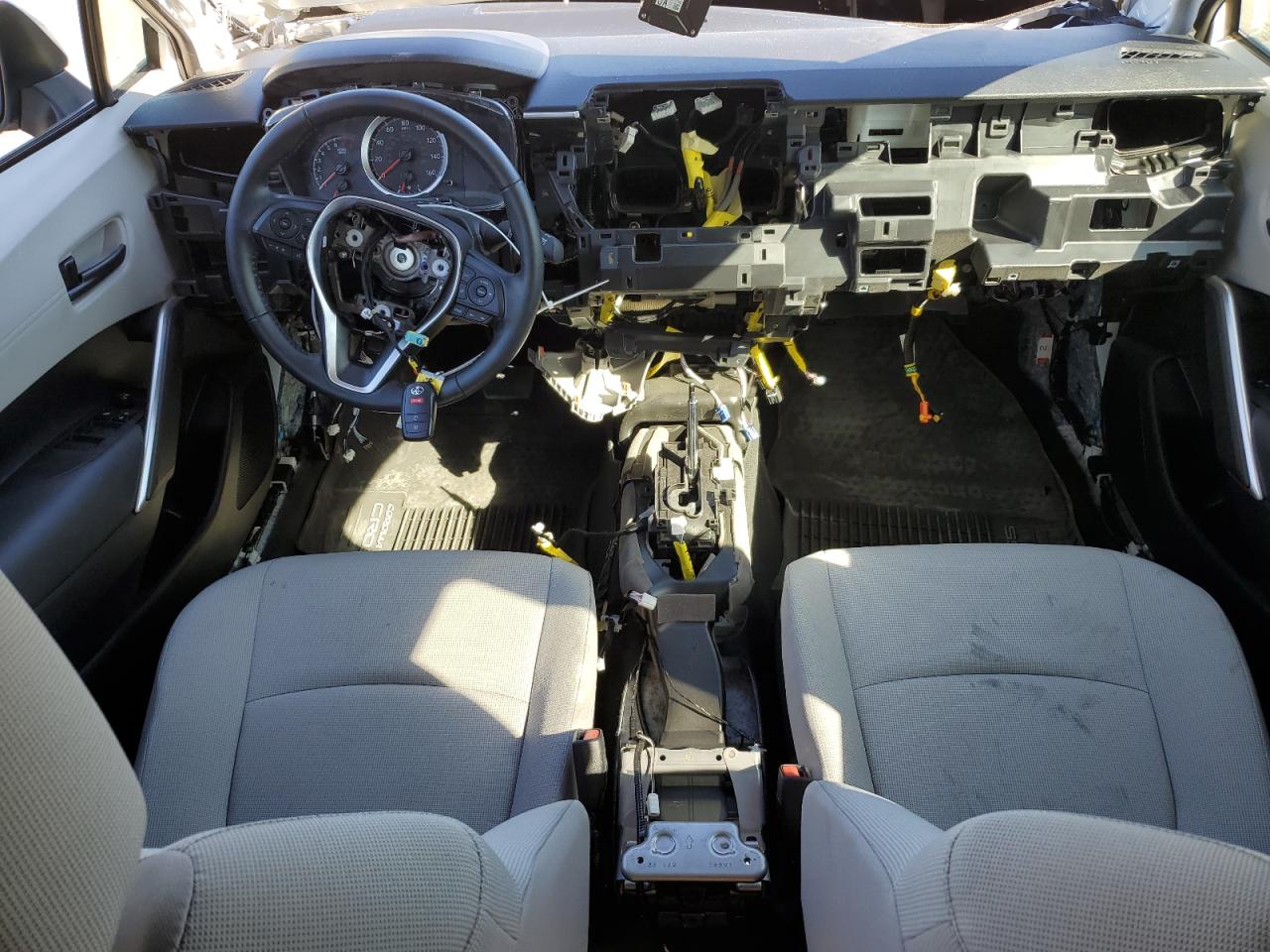 2022 TOYOTA COROLLA CROSS LE VIN:7MUCAAAG1NV020117