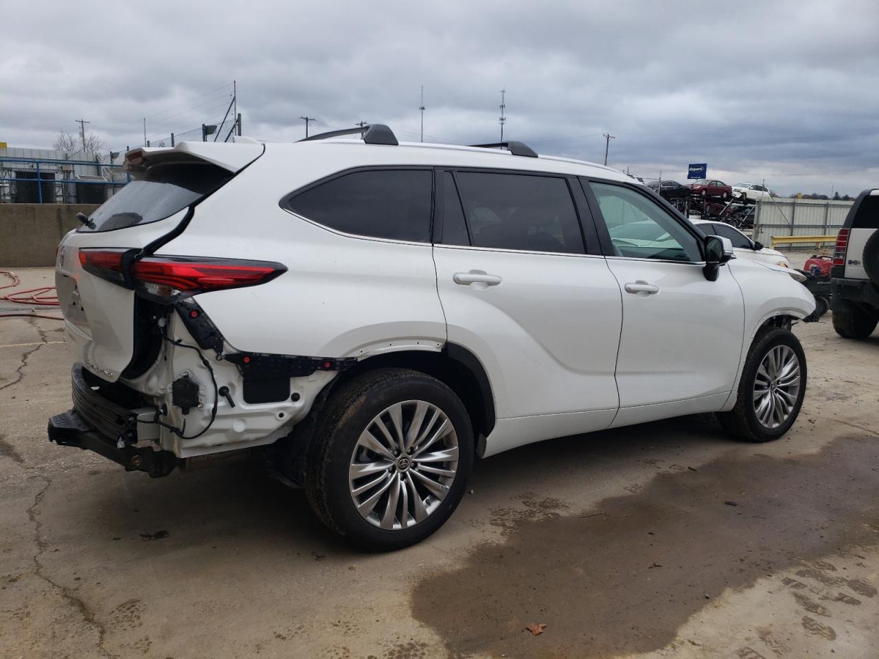 2023 TOYOTA HIGHLANDER L VIN:5TDKDRBH3PS028547