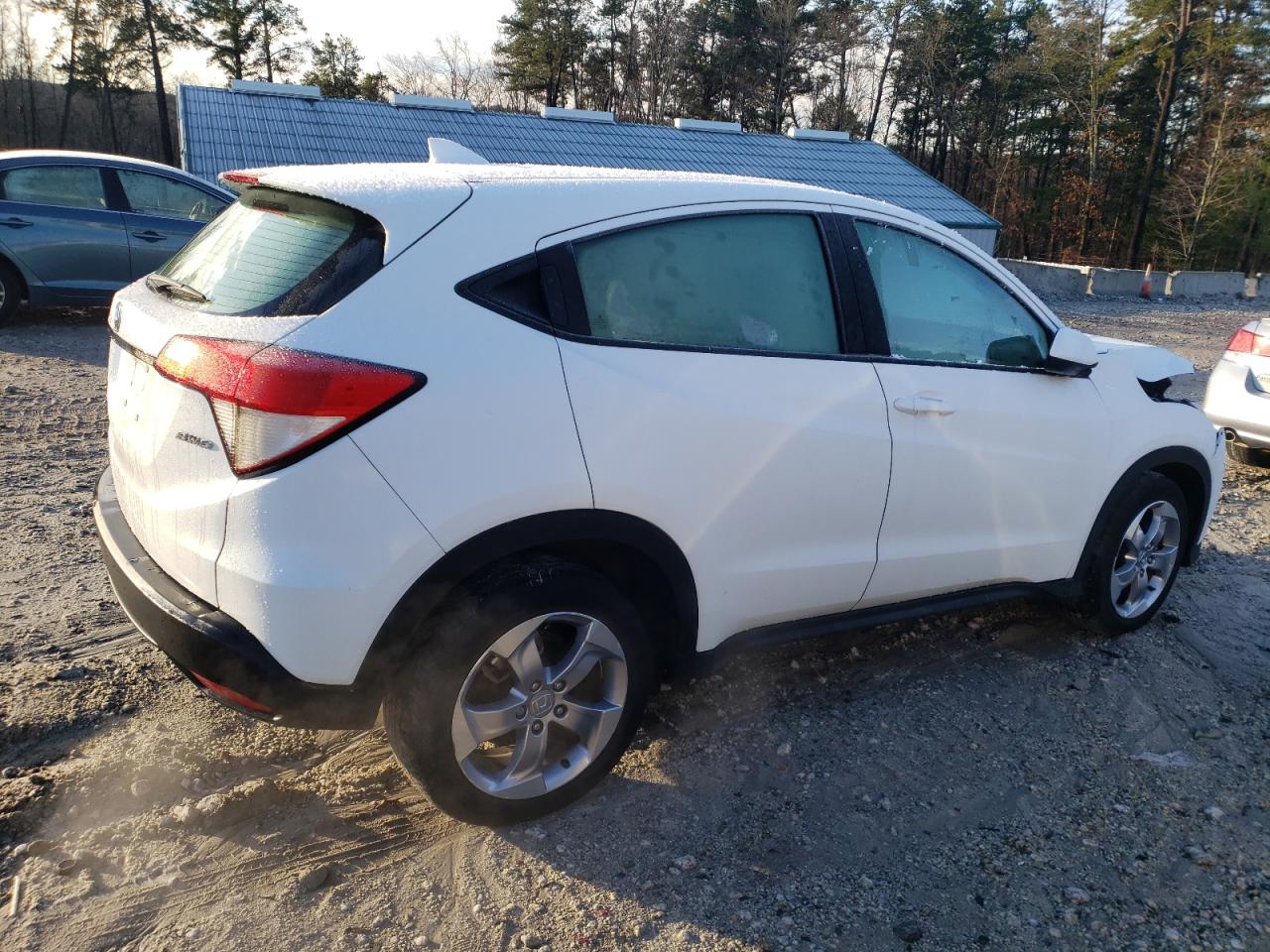 2022 HONDA HR-V LX VIN:3CZRU6H35NM771565