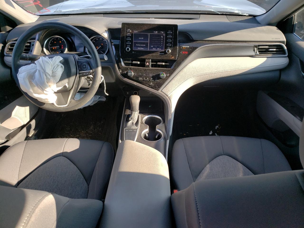 2022 TOYOTA CAMRY LE VIN:4T1C11AK2NU650721