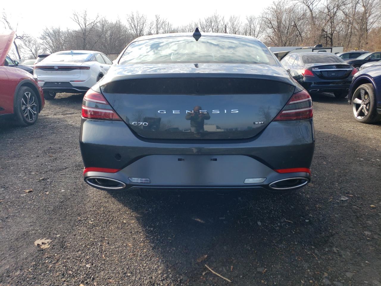 2023 GENESIS G70 BASE VIN:KMTG54TE5PU115745